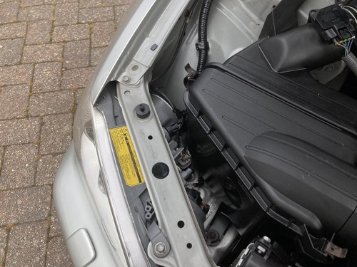 RESERVE LOWERED - 2002 Lexus IS300 SportCross Te koop (foto 118 van 123)