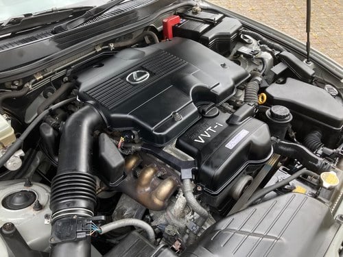 RESERVE LOWERED - 2002 Lexus IS300 SportCross Te koop (foto 113 van 123)