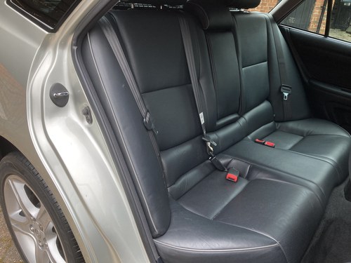 RESERVE LOWERED - 2002 Lexus IS300 SportCross Te koop (foto 58 van 123)