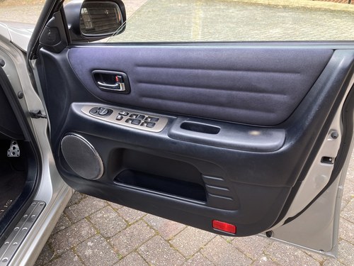 RESERVE LOWERED - 2002 Lexus IS300 SportCross Te koop (foto 61 van 123)