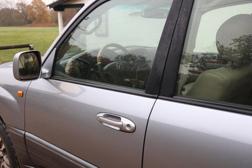 2003 Lexus J100 LX470 V8 Grande In vendita (immagine 39 di 128)