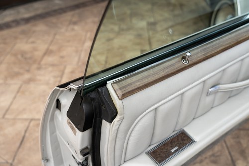 1976 Lincoln Continental Cartier Edition For Sale (picture 48 of 182)