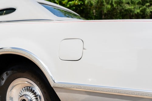 1976 Lincoln Continental Cartier Edition For Sale (picture 146 of 182)