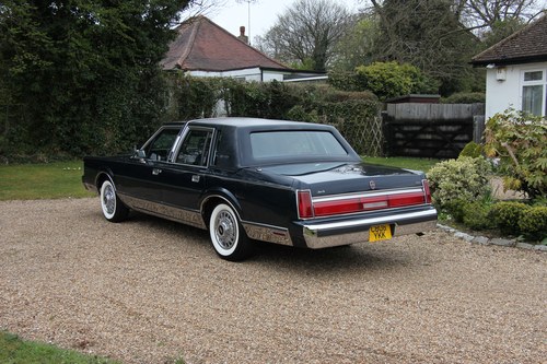 1986 Lincoln Town Car Signature Series In vendita (immagine 12 di 182)