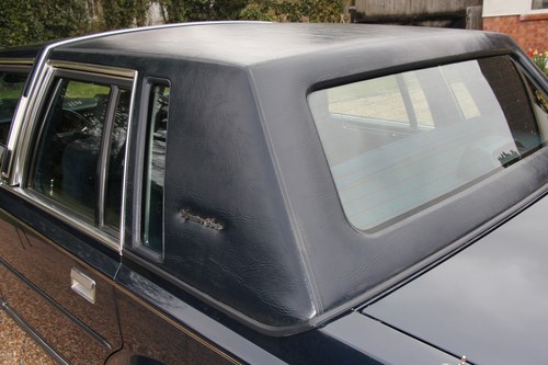 1986 Lincoln Town Car Signature Series In vendita (immagine 59 di 182)