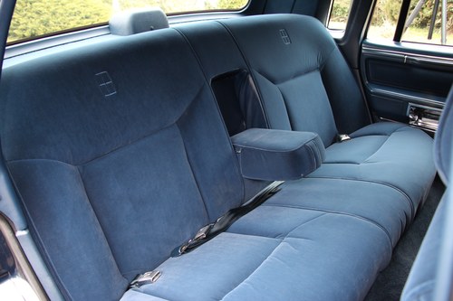 1986 Lincoln Town Car Signature Series In vendita (immagine 25 di 182)