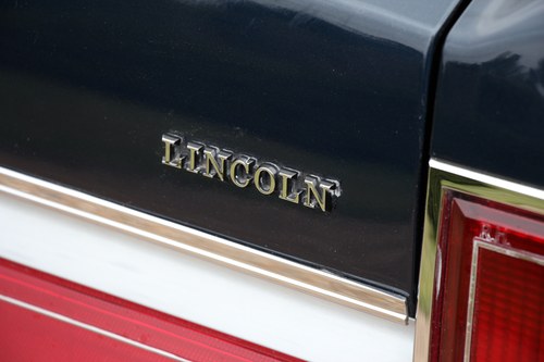 1986 Lincoln Town Car Signature Series In vendita (immagine 67 di 182)