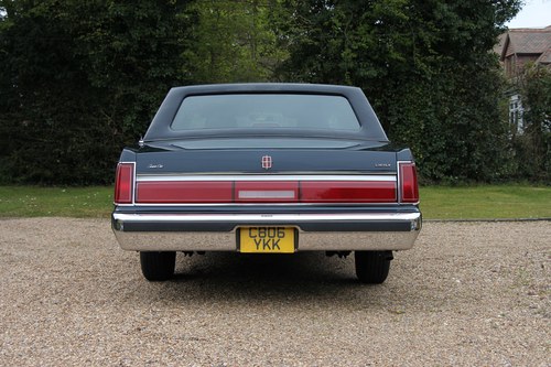 1986 Lincoln Town Car Signature Series In vendita (immagine 11 di 182)