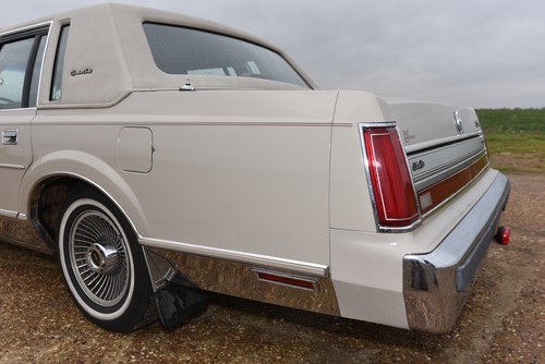 1988 Lincoln Town Car zum Verkauf (Bild 85 von 119)