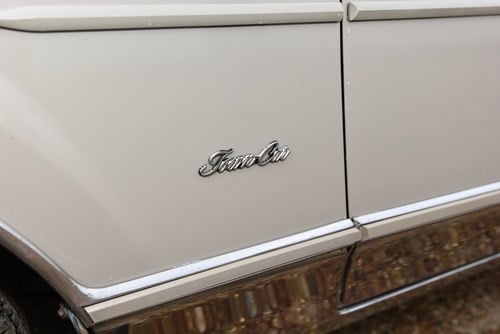 1988 Lincoln Town Car zum Verkauf (Bild 77 von 119)