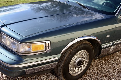 NO RESERVE - 1995 Lincoln Town Car In vendita (immagine 66 di 143)