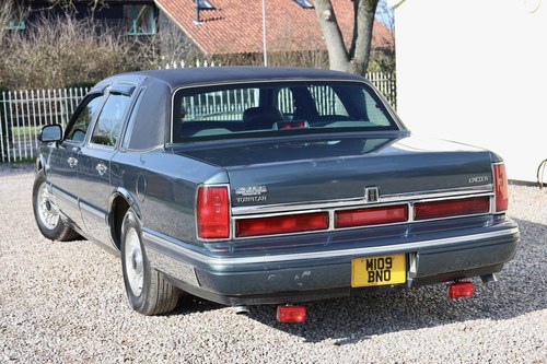 NO RESERVE - 1995 Lincoln Town Car In vendita (immagine 26 di 143)