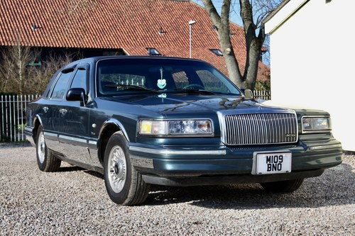 NO RESERVE - 1995 Lincoln Town Car In vendita (immagine 11 di 143)