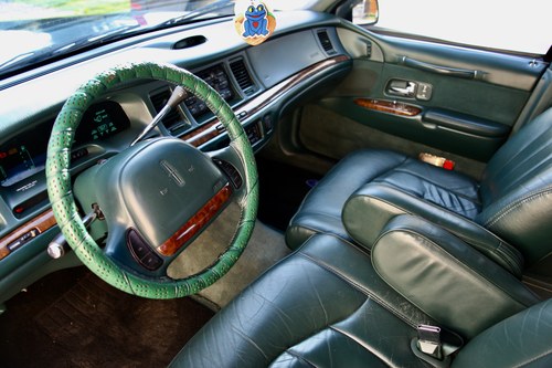 NO RESERVE - 1995 Lincoln Town Car In vendita (immagine 36 di 143)
