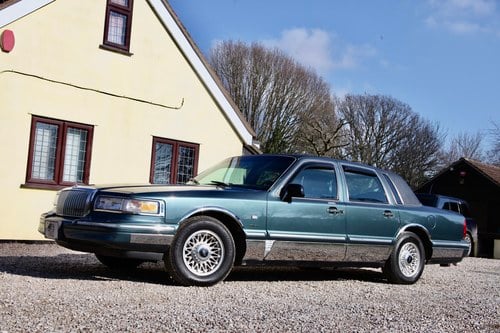 NO RESERVE - 1995 Lincoln Town Car In vendita (immagine 5 di 143)