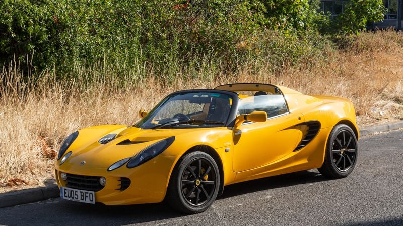 2005 Lotus Elise 111R (S2) For Sale (picture 1 of 123)