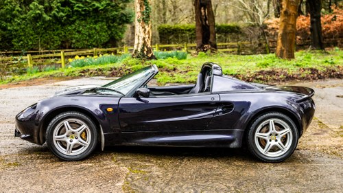 1998 Lotus Elise S1 For Sale (picture 2 of 147)