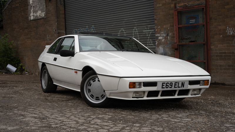 1987 Lotus Excel SE For Sale (picture 1 of 118)