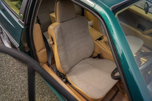 1988 LOTUS EXCEL S.E à vendre (picture 40 of 195)