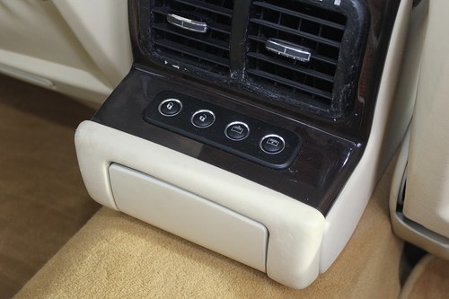 2004 Maserati Quattroporte zum Verkauf (Bild 70 von 136)