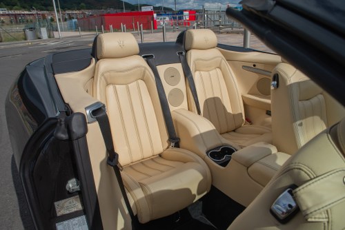 2012 Maserati GranCabrio Auto à vendre (picture 34 of 102)