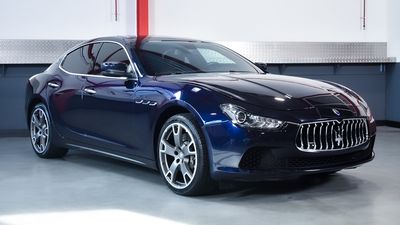 2016 Maserati Ghibli Saloon V6 (LHD)