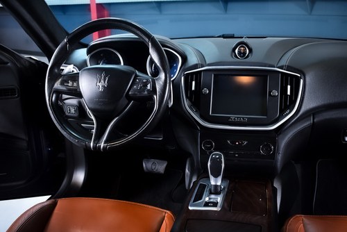 2016 Maserati Ghibli Saloon V6 à venda (imagem 26 de 63)