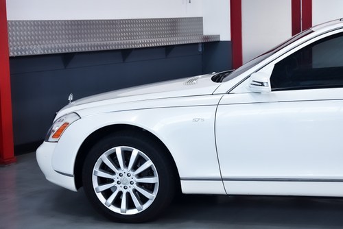 2011 Maybach 57S Limousine 6 Litre V12 For Sale (picture 28 of 93)