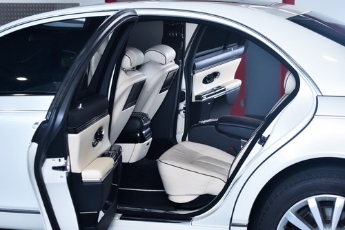 2011 Maybach 57S Limousine 6 Litre V12 For Sale (picture 48 of 93)