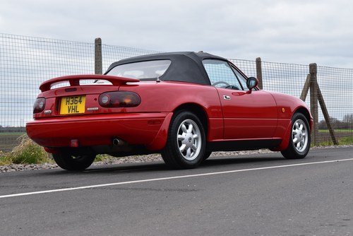 1991 Mazda Eunos ( MX5 ) Roadster Te koop (foto 36 van 103)
