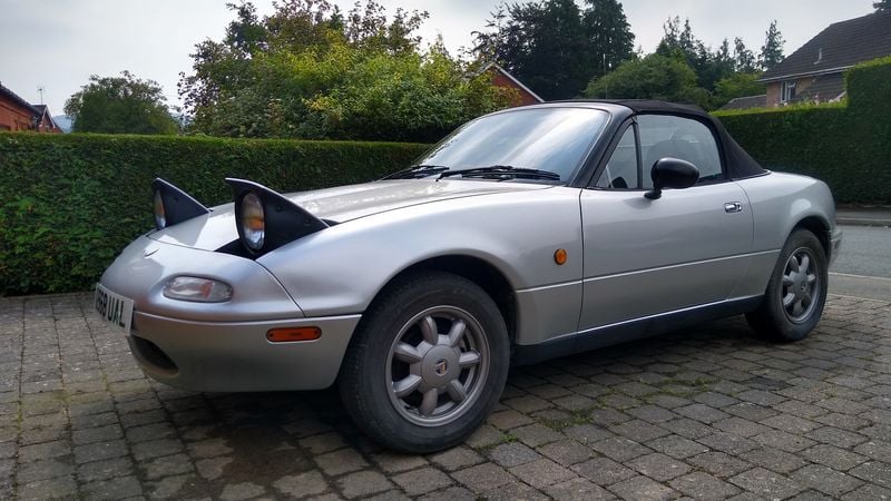 1990 Mazda MX-5 Eunos Roadster For Sale (picture 1 of 208)