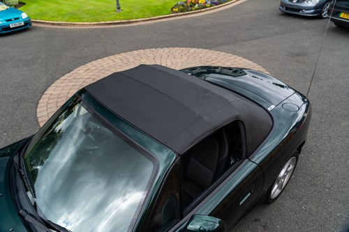 2002 Mazda MX-5 In vendita (immagine 103 di 175)