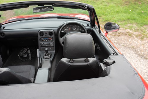 1997 Mazda MX-5 Mk.1 In vendita (immagine 76 di 151)