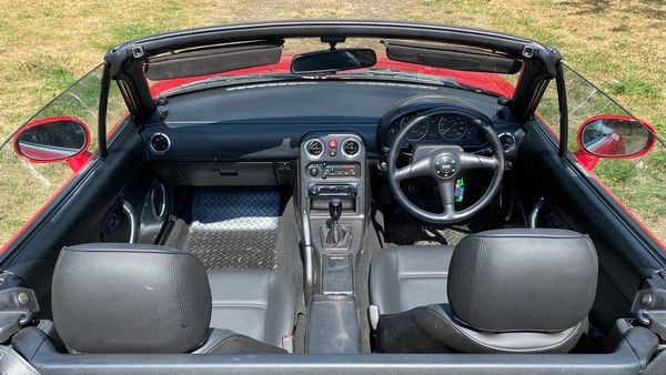 1993 Eunos Roadster 1.8 (Mazda MX-5) For Sale (picture :index of 40)