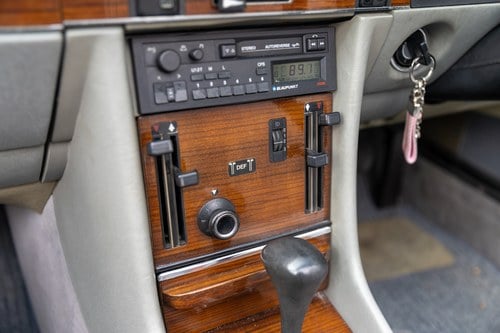 1983 Mercedes-Benz 500SL En venta (imagen 37 de 252)