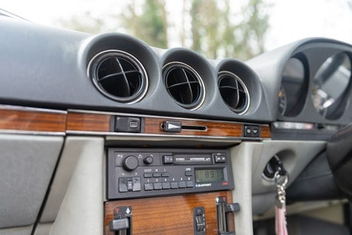 1983 Mercedes-Benz 500SL En venta (imagen 32 de 252)