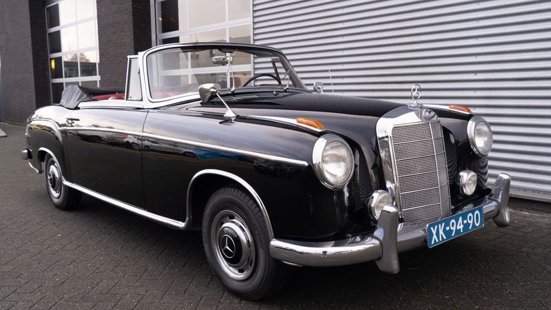 1957 Mercedes-Benz 220 S Cabriolet W180 For Sale (picture 1 of 46)