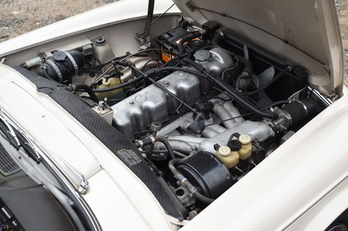 1968 Mercedes-Benz 280SL Pagoda zum Verkauf (Bild 132 von 170)