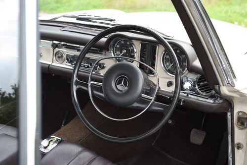 1968 Mercedes-Benz 280SL Pagoda zum Verkauf (Bild 53 von 170)
