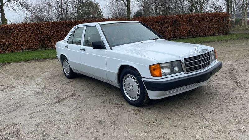1989 Mercedes-Benz 190E 2.6 (W201) In vendita (immagine 1 di 65)