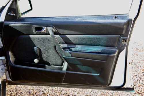 NO RESERVE - 1988 Mercedes-Benz 190 In vendita (immagine 41 di 94)