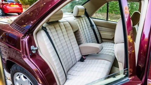 1993 Mercedes-Benz 190E 2.0 Te koop (foto 35 van 139)