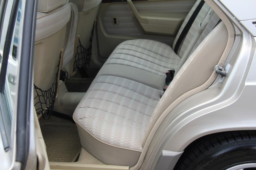 NO RESERVE - 1989 Mercedes-Benz 190e 2.6 à vendre (picture 50 of 96)