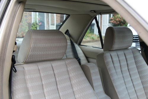 NO RESERVE - 1989 Mercedes-Benz 190e 2.6 à vendre (picture 39 of 96)