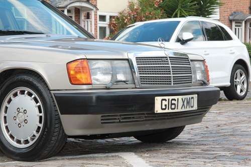 NO RESERVE - 1989 Mercedes-Benz 190e 2.6 à vendre (picture 59 of 96)