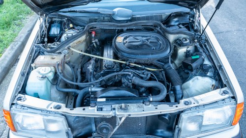 1990 Mercedes-Benz W201 190E 2.0 In vendita (immagine 126 di 162)