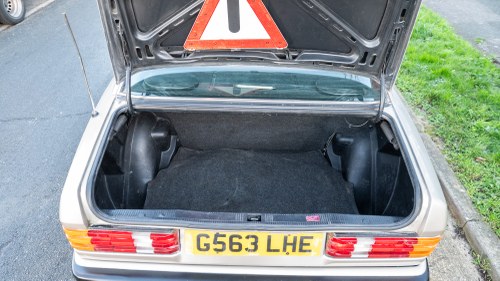 1990 Mercedes-Benz W201 190E 2.0 In vendita (immagine 70 di 162)