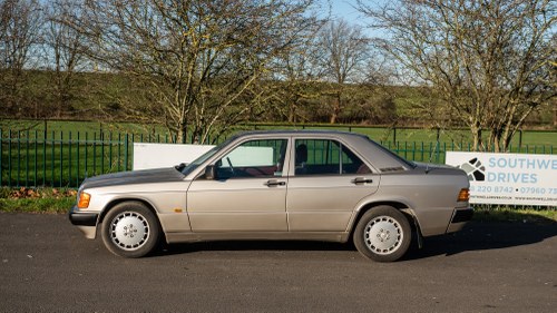 1990 Mercedes-Benz W201 190E 2.0 In vendita (immagine 8 di 162)