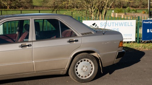 1990 Mercedes-Benz W201 190E 2.0 In vendita (immagine 111 di 162)
