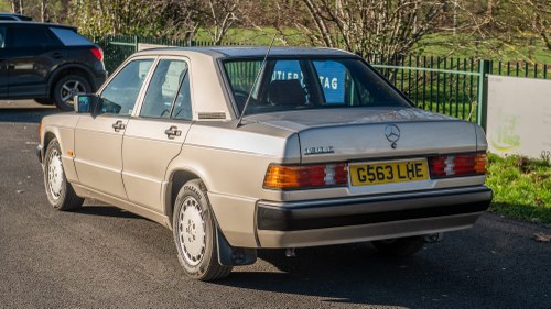 1990 Mercedes-Benz W201 190E 2.0 In vendita (immagine 4 di 162)